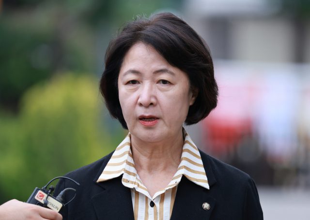 0002413966_001_20251111213012392